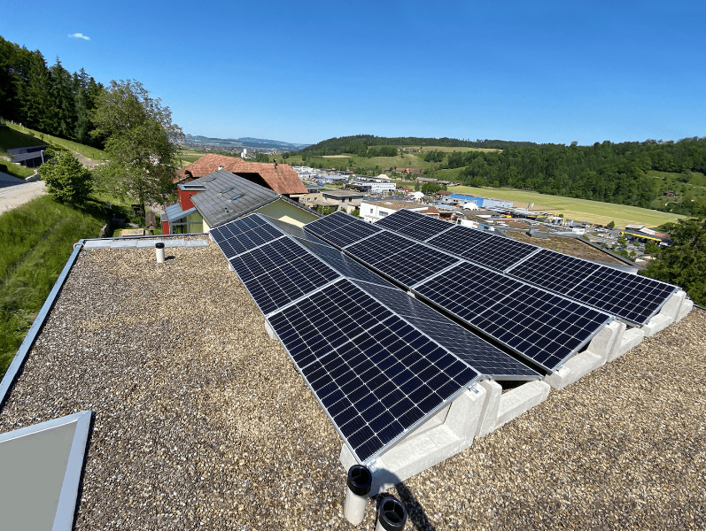 Support photovoltaïque Est-Ouest en béton renforcé - Pose sur toit plat - Sun Ballast inclinaisons 3° à 30°_0