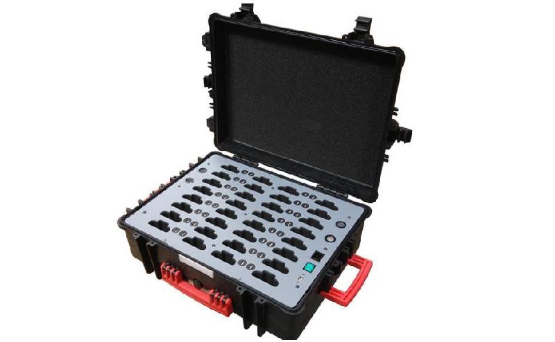 Valise multimédia de chargement et synchronisation iNsync C32 - Parotec-IT - 32 smartphones - Norme MIL810_0