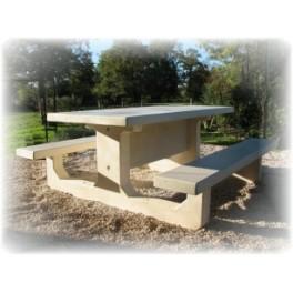 Table pique-nique rectangulaire en béton armé - finition granito - dimensions 1,80m x 1,60m - protection hydrofuge et antisalissure_0