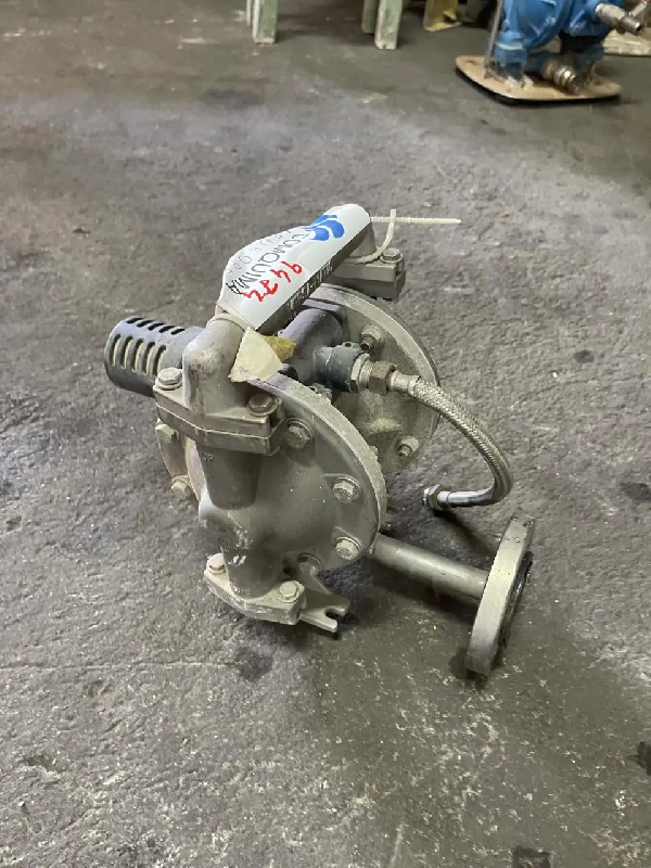 Pompe pneumatique à double membrane aodd versa-matic e5 d'occasion_0