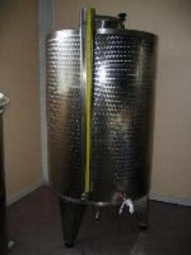 Cuve de maceration 800 litres_0