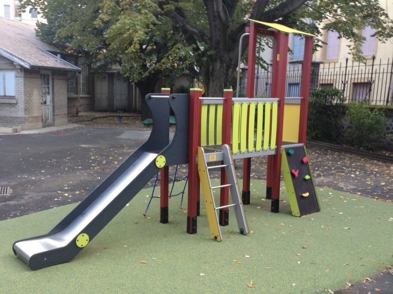 Structure de jeux combinées pour enfants de 2 à 6 ans - Dimensions: 4 500 x 1 750 mm - E210-10 - GPE_0