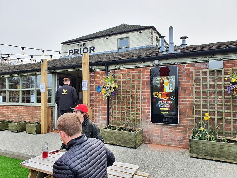 Écran Spécial extérieur (option Tactile) - norme IP65 - Verre anti vandalisme_1