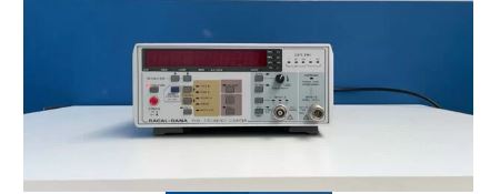 1999 - compteur de frequence - racal dana - 80 mhz - 2,6 ghz / 10 hz - 160 mhz - mesures de fréquence_0