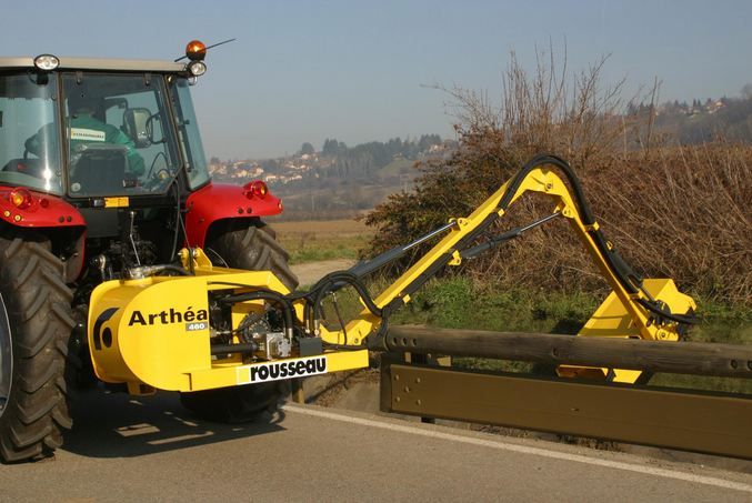 Arthéa - Épareuses et broyeurs forestiers compacts avec système float - Rousseau_0