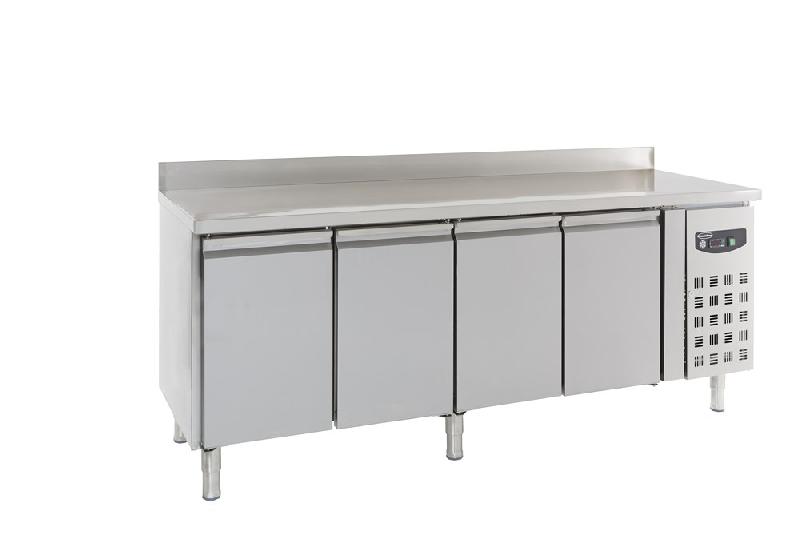 Table réfrigérée professionnelle avec dosseret - 4 portes - profondeur 700 mm - 7450.0784_0