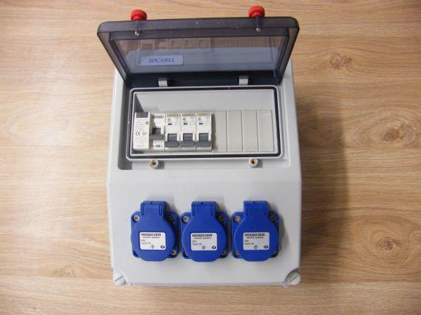 Coffret électrique IP67 pour commerce, salon ou entreprise - 9 modules - Conforme NF C 15 100_0