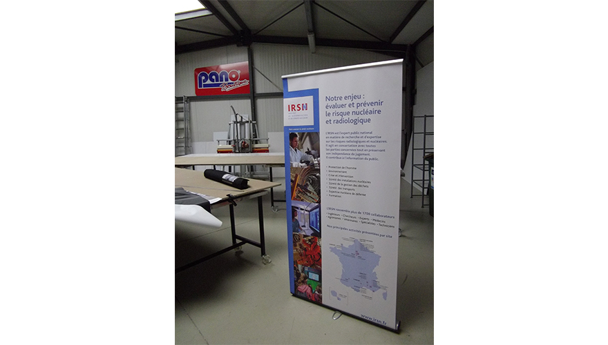 Display d'intérieur sur mesure - Kakémonos, roll-up, X-banner et plus - PANO Nice ouest_0