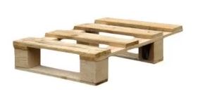 Palette standard en bois - Dimensions 400x600 - À plots - 4 entrées - Charge dynamique 250 kg_0