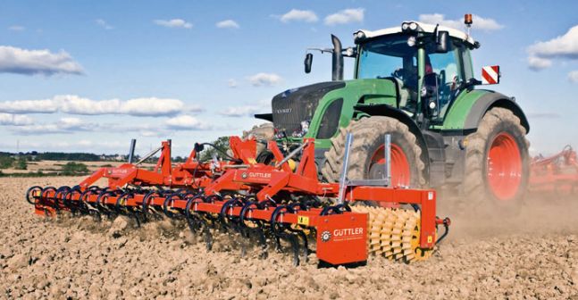 Avant rouleau agricole - Guttler - rouleau Simplex avec décrotteurs et herse à dents - châssis fixe de 1,50 à 4m, repliable de 4 à 6m_0