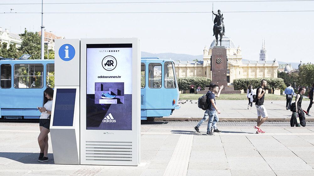 Borne interactive outdoor - modèle Flow75 - Viadirect - écran 55'' haute luminosité - IP67_0