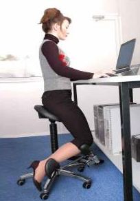 Siège ergonomique ARTRO-MOVE - Pour les personnes souffrant d'arthrose de la hanche - Stimule la circulation sanguine_0