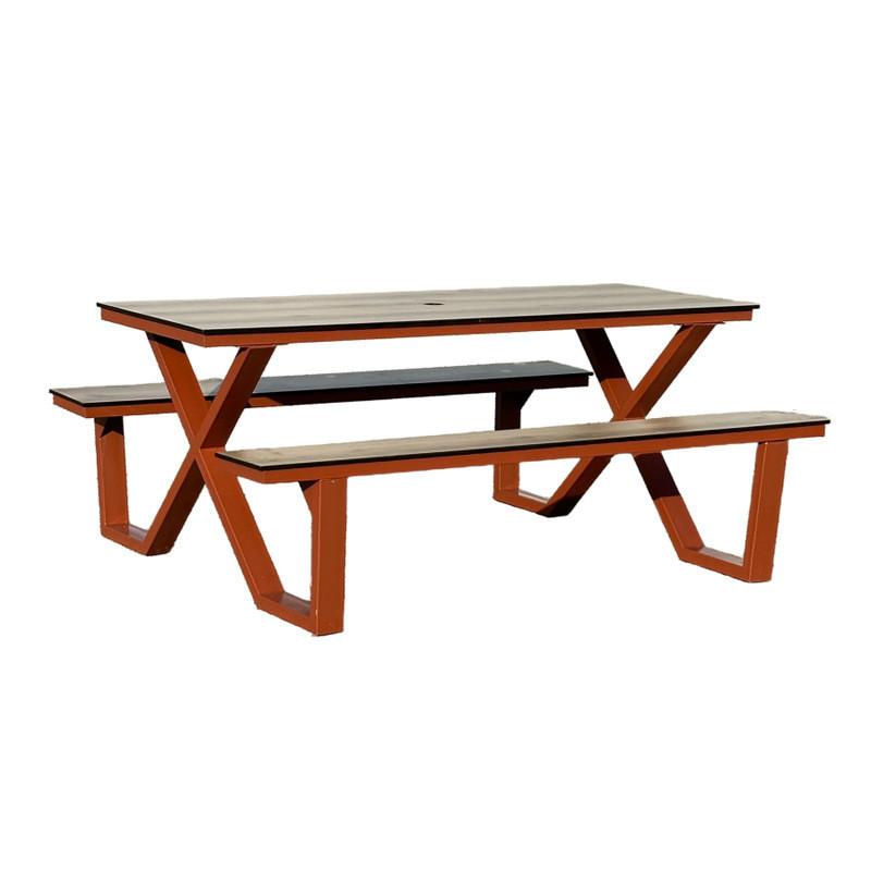 Table de pique-nique en HPL - structure en acier - matériaux recyclés_0