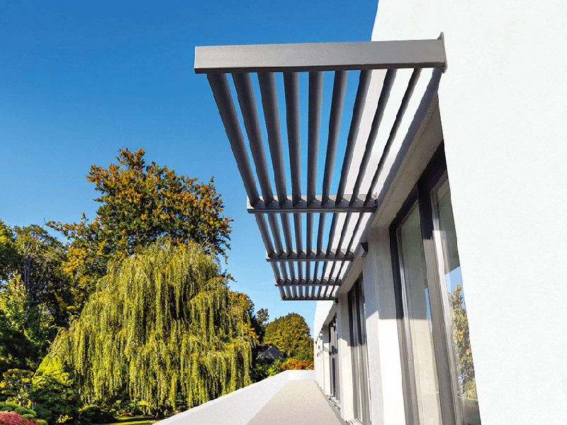 Brise Soleil Horizontal à Lames Fixes Aluminium Sur Mesure pour Baie Vitrée, Fenêtre, Terrasse, Porte d'Entrée Référence: Brise Soleil Fixe_0