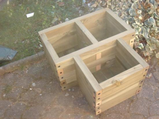 Bacs à fleurs 3 compartiments - 22 litres - bois 4 cm - origine forêt Auvergnate_0