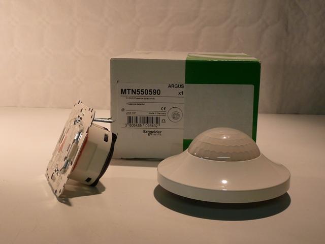 Détecteur de présence - détecteur de mouvement faible amplitude - commande éclairage 1000W - fixation plafond - IP20 - portée 6m_0