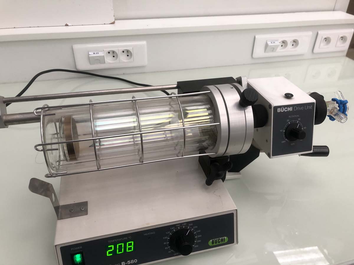 Four tubulaire de laboratoire en verre - Büchi B580 reconditionné - Provenance laboratoire pharmaceutique_0