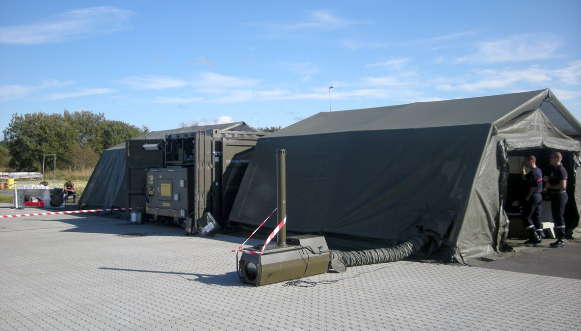 Unité mobile de décontamination CERPE - 20 pieds à haute résistance mécanique - Transport terrestre et maritime avec 8 coins ISO_1