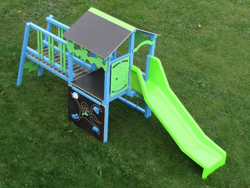 Structure de jeu Le Gymino - aluminium avec toboggan pour enfants de 2 à 7 ans_0