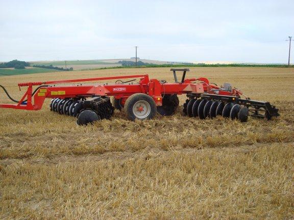 Déchaumeur à disques Sol X 32 - Quivogne - largeur 3,60 m - 3800 kg - homologué DREAL_0