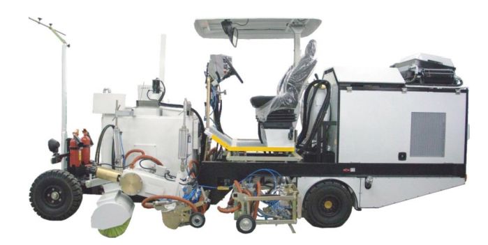 Kontur 700 тп - machine de marquage routier - Stim - poids total 4050 kg - application fine et épaisse avec thermoplastiques et billes en verre_0