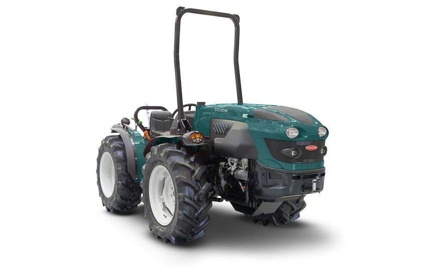 E100 - tracteur agricole - goldoni - poids 2325 kg_0
