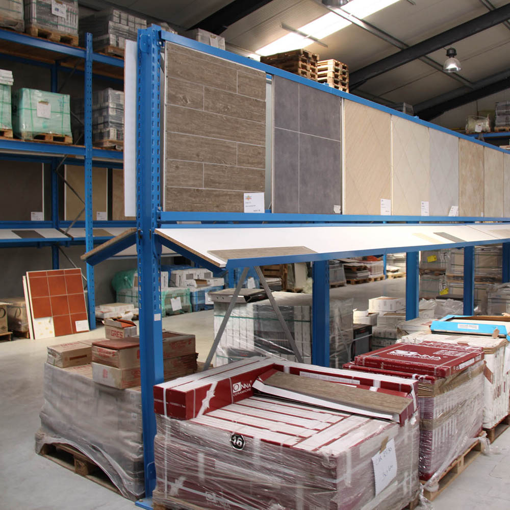 Rayonnage sapin pour carrelage complet - OHRA - robuste avec surfaces inclinées à 20° et dimensions standard_0