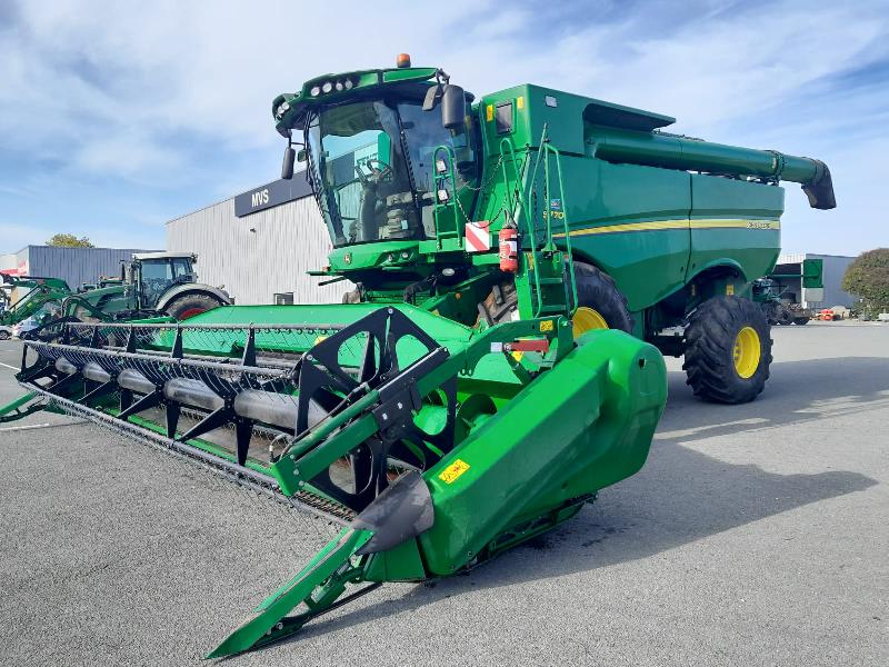 Moissonneuse batteuse JOHN DEERE S770i – Coupe : 9,00 m_0