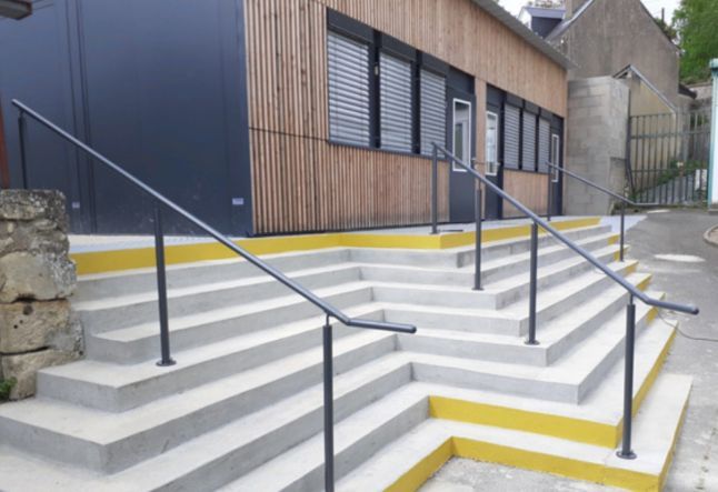 Bureau modulaire ISOCUB - Sur-mesure pour espaces de travail temporaires ou permanents - Conforme RE 2020_0