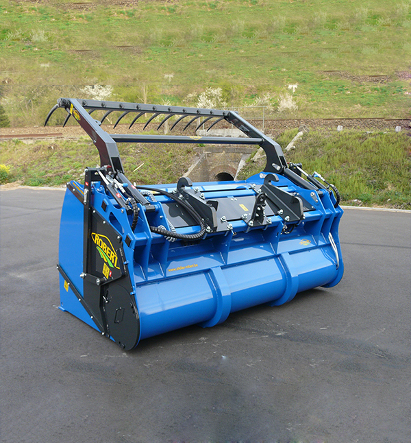 Désileur mélangeur distributeur à vis horizontale BMH 2 - acier Hardox, trappes hydrauliques_0