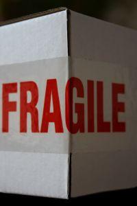 ADHÉSIF POLYPROPYLÈNE BLANC IMPRESSION FRAGILE 48 MM X 100 M 25 MY PPSF