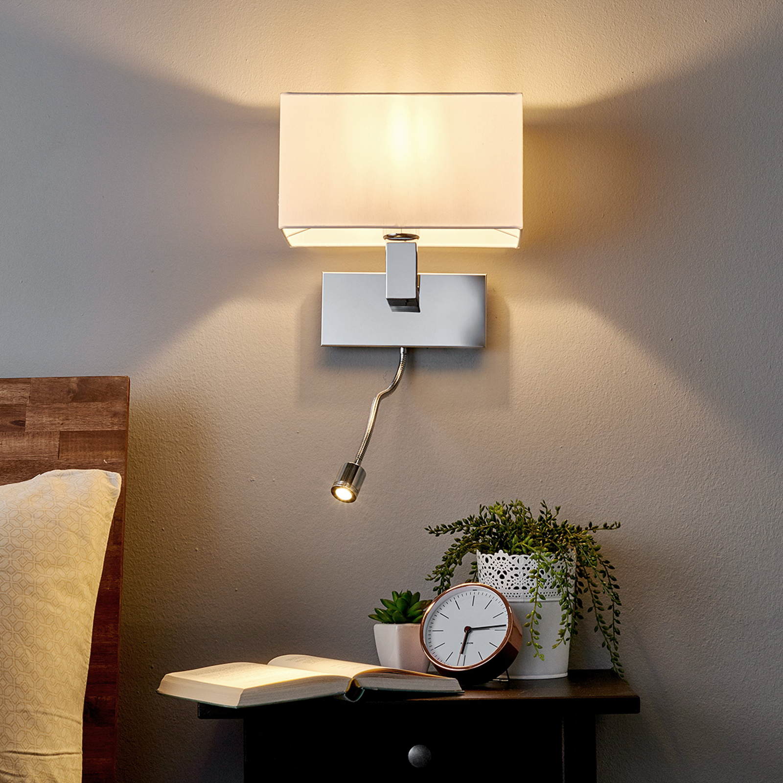 APPLIQUE MURALE LUCANDE TAMARA, BLANC, INTERRUPTEUR, BRAS FLEXIBLE LED