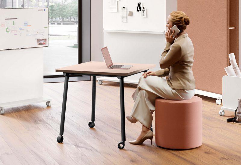 Table sur roulettes Share_0