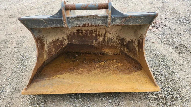 Godet niveleur Egli EPL 160-1600 - OilQuick OQ 65 - 1600 mm - 730 L - Hardox 450/500_0