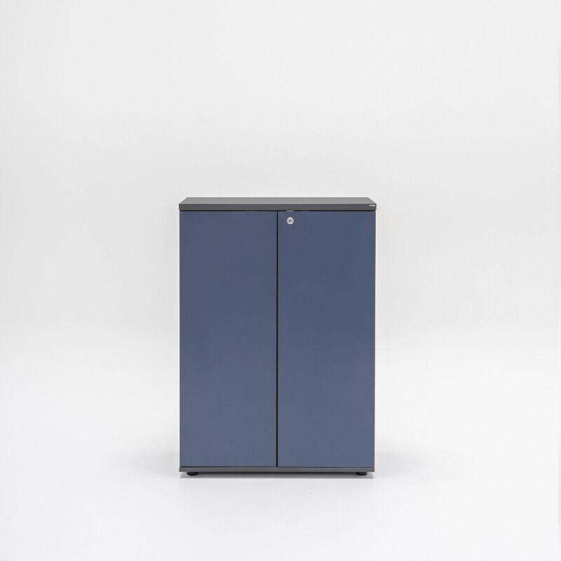 Armoire mi-haute H 113 cm - COLOR - MDD - 2 tablettes - Portes battantes avec serrure centralisée_0