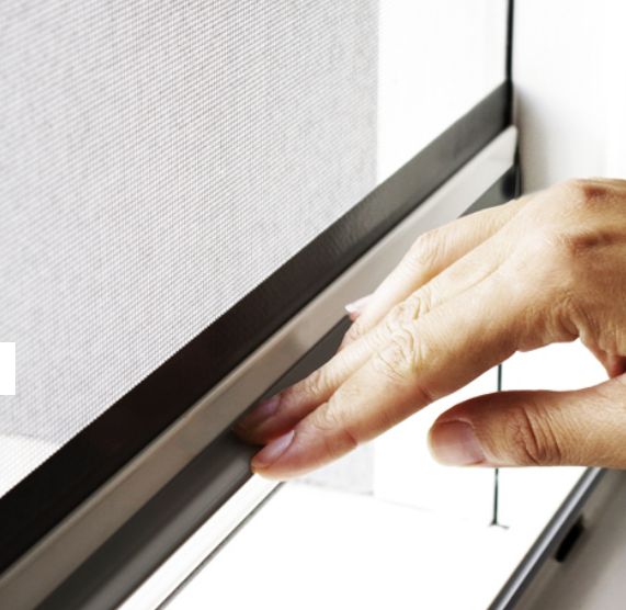 Moustiquaires Bandalux - tissu gris avec guidage anti-vent et matériaux anticorrosifs_0