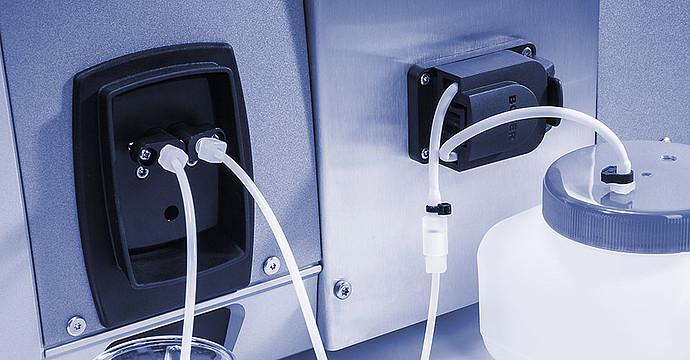 Passeur d'échantillons - Xsample 320 avec pompe péristaltique industrielle et vitesse de remplissage flexible_0