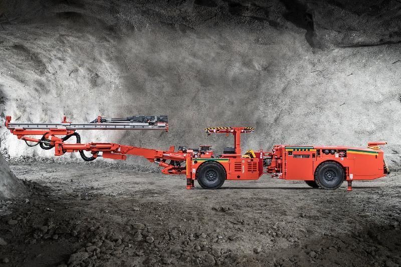 Foreuse low profile Sandvik DD211L_0
