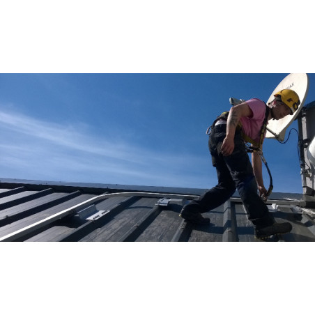 Ligne de vie réglementaire sur rail de 20 ml - Plucéo - Ref : PL0037_1