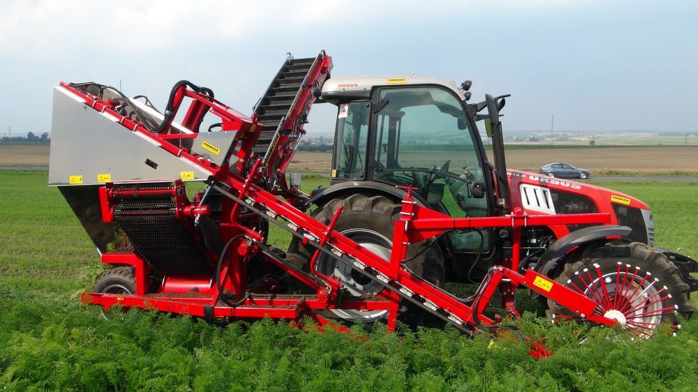 Récolteuse de légumes ALINA SUPERNOVA - Weremczuk - productivité 0,08-0,12 ha/h - puissance tracteur requise 80 CH - récolte précise à 98%_0