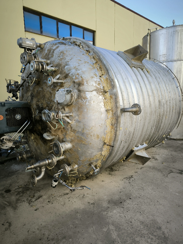 Réacteur bachiller en acier inoxydable de 14100 litres avec agitation et demi-canne. - référence                        :                         c13549_0