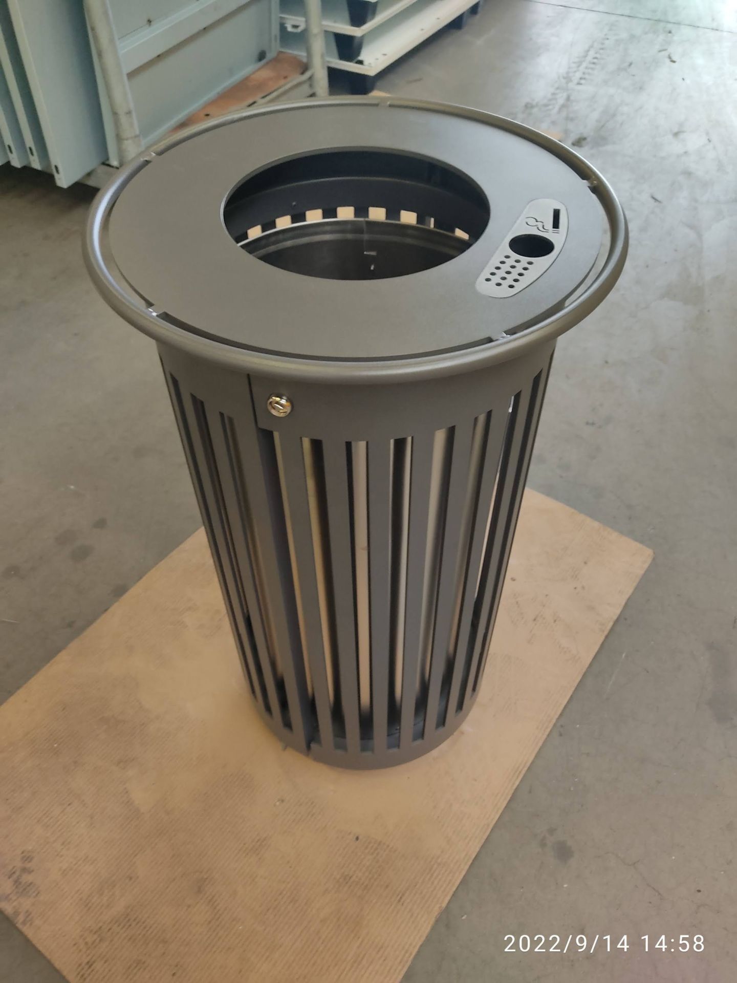 Corbeille de rue  100 litres en acier galvanisé - Vigipirate_1