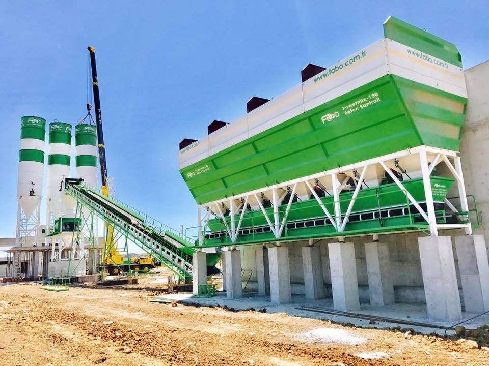Powermix-200 centrale à béton fixe Fabo - capacité 200 m3/h - mélangeur double arbre 6 m3_0