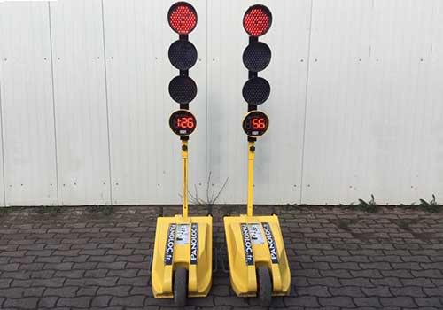 Feux de chantier par 2 - Affichage à LED - Synchronisation infrarouge_0