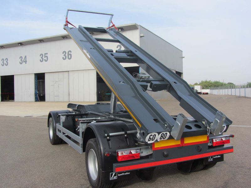 Remorque porte-caisson - PTAC 19 000 kg - Dimensions 7000 x 2520 mm - Structure en acier haute résistance_0