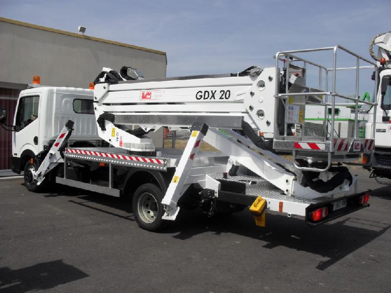 Nacelle sur poids lourd GDX 28 - hauteur de travail 28m - charge 200kg - déport 13m_0