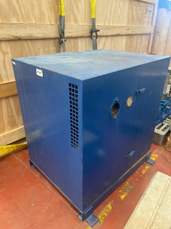 Pompe à vide sur skid d'occasion - référence                        :                         c9863_0