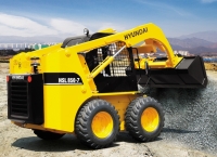 Chargeuse compacte sur pneu Hyundai HSL850-7 - 3.290 kg, moteur Kubota V3300 DI, 50 kW / 68 HP_0