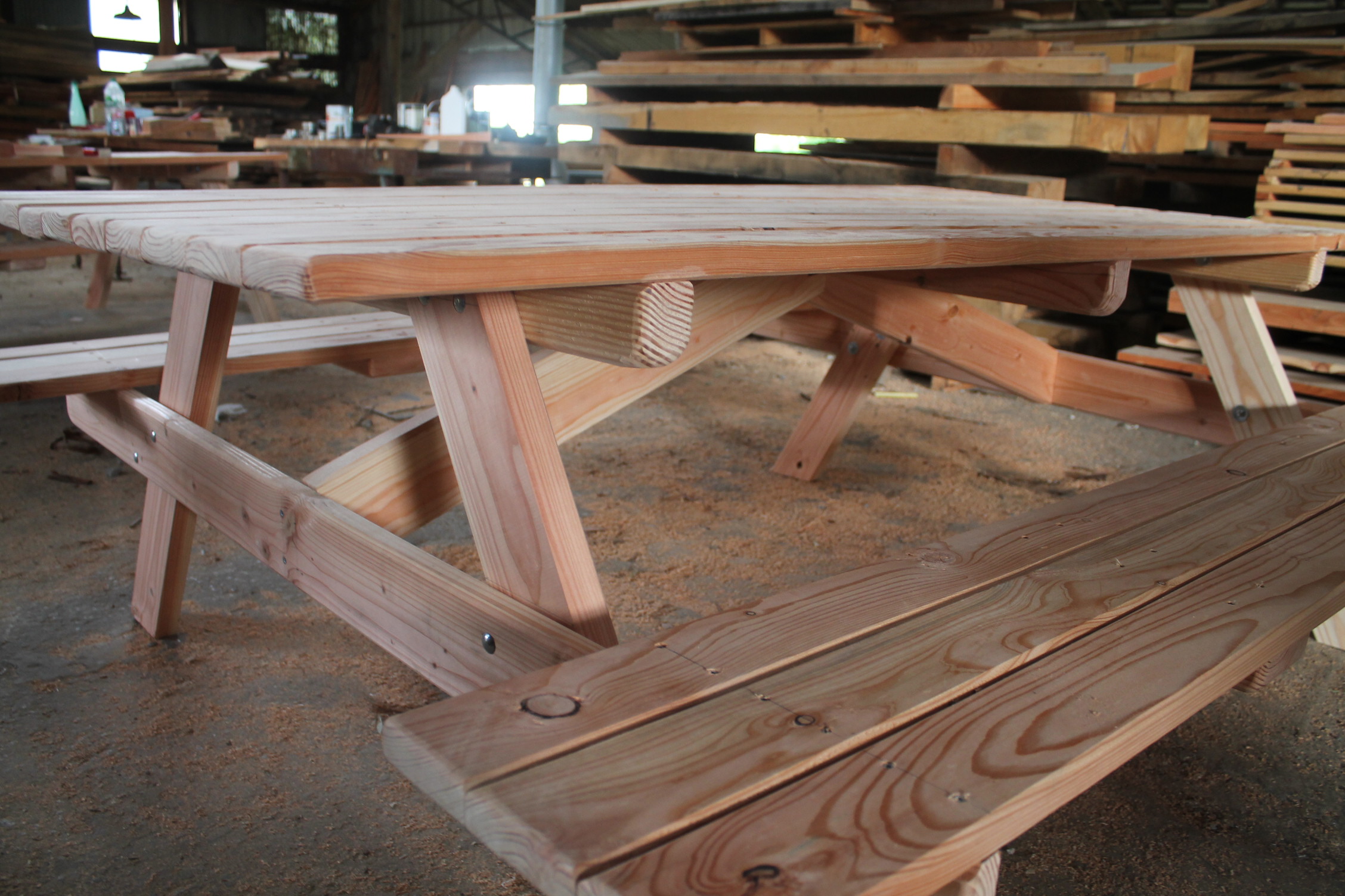 Table pique-nique en douglas 2000mm x 1450mm x 725mm - usage public ou privé - livrée pré-montée_0