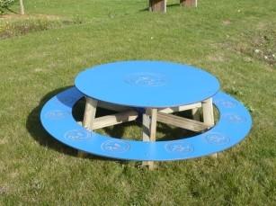 Table pique-nique ronde pour enfants - 6 places avec banc intégré - PIN NORD ROUGE FINLANDE_0